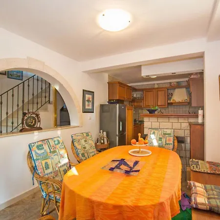 Stanka Villa *